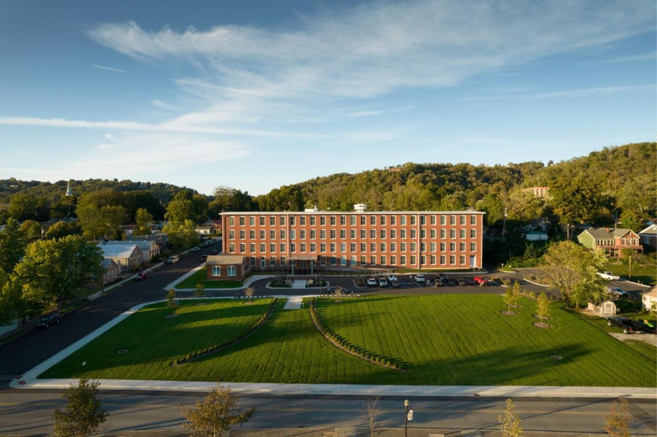 Fairfield Inn & Suites Madison Historic Eagle Cotton Mill Eksteriør bilde