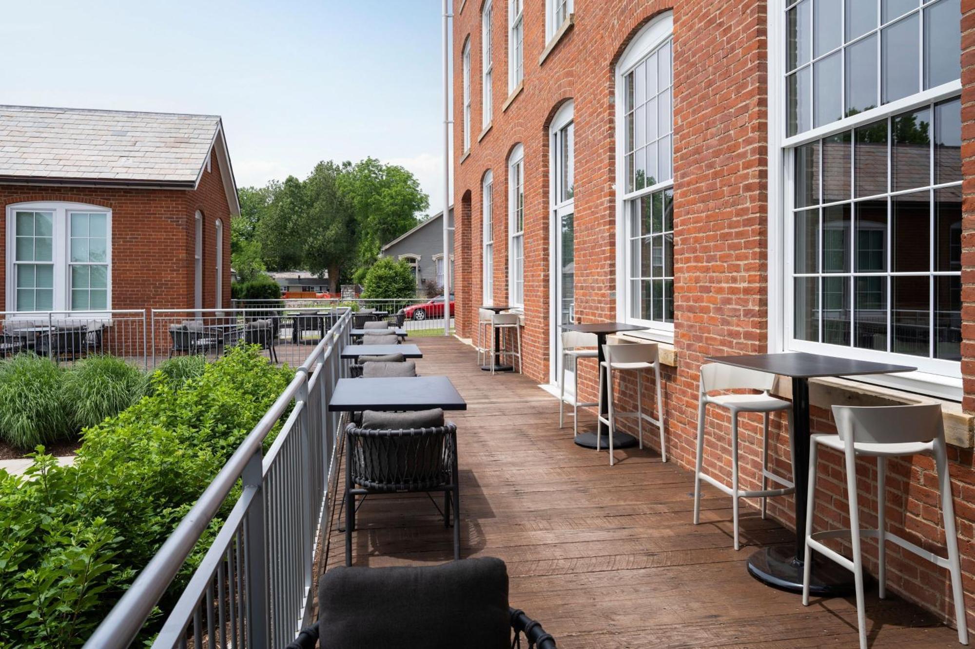 Fairfield Inn & Suites Madison Historic Eagle Cotton Mill Eksteriør bilde