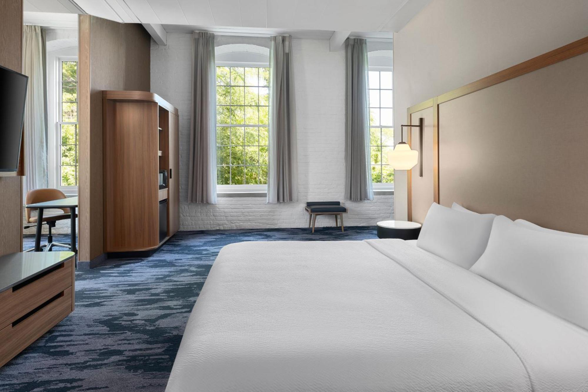 Fairfield Inn & Suites Madison Historic Eagle Cotton Mill Eksteriør bilde