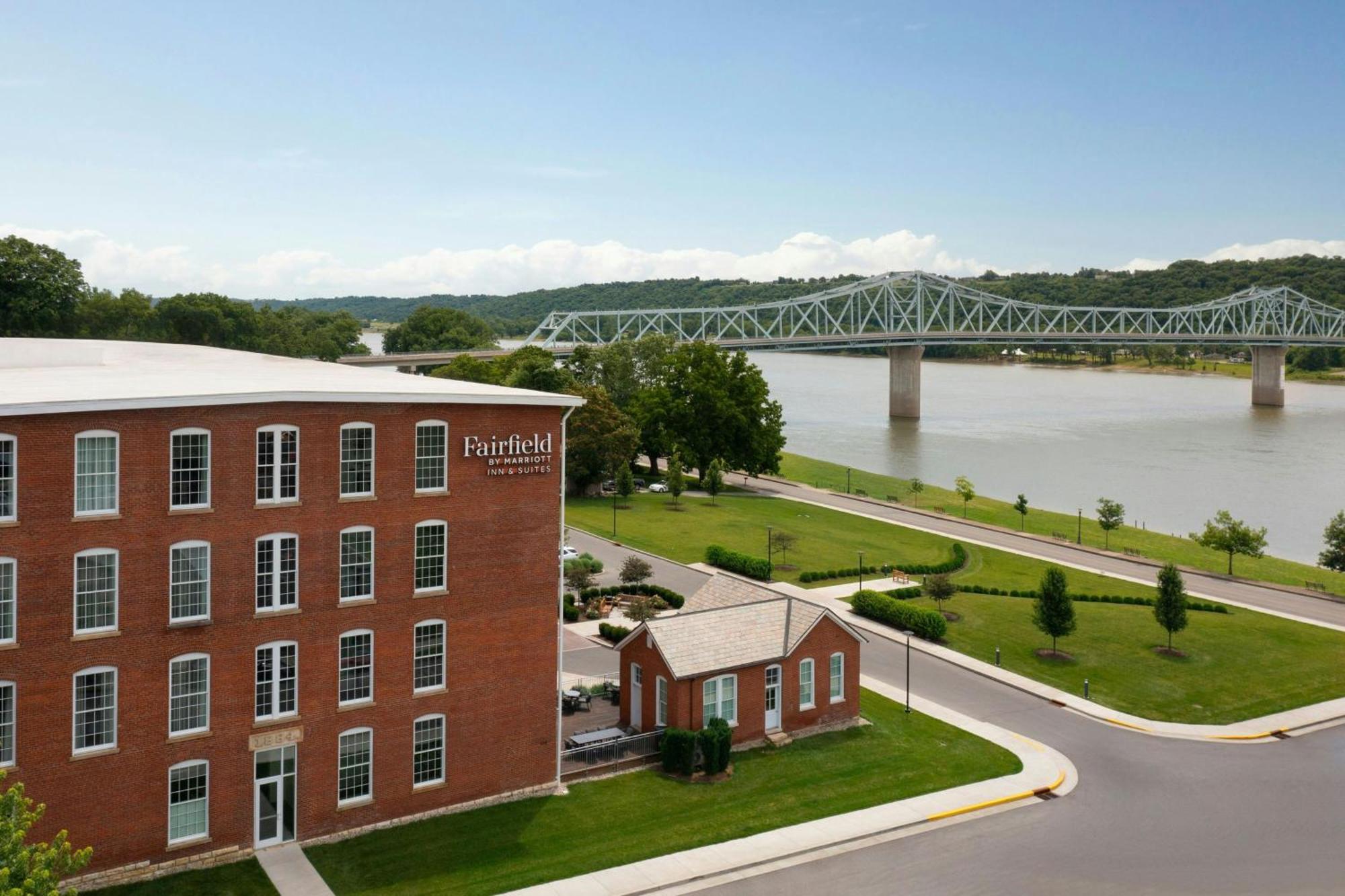 Fairfield Inn & Suites Madison Historic Eagle Cotton Mill Eksteriør bilde